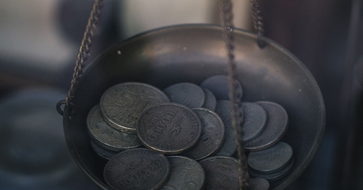 Troy Ounce vs. Ounce: What’s the Difference?